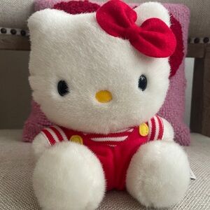 Adorable 🥰 Rare Vintage Wiggling Hello Kitty doll - sound activated! 🎶